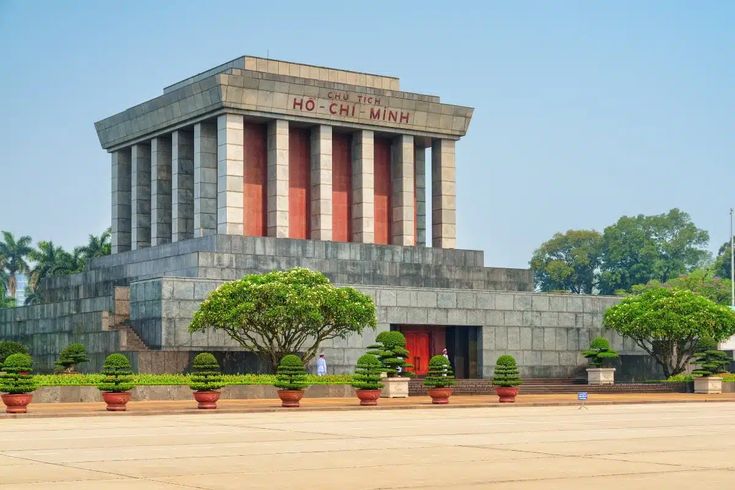 Symbole solennel au cœur de la capitale Hanoï – le Mausolée du Président Hô Chi Minh