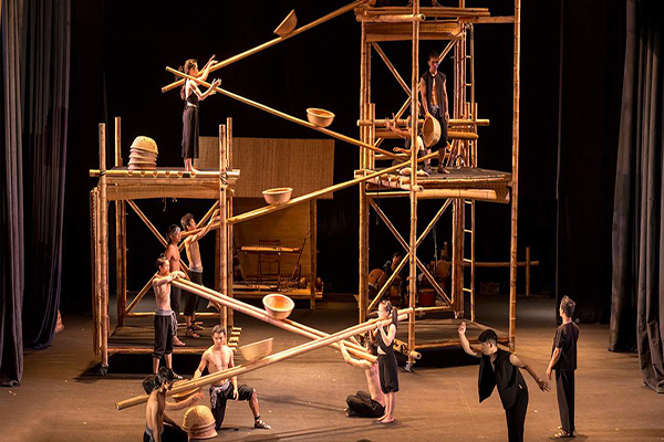 spectacle de A O Show
