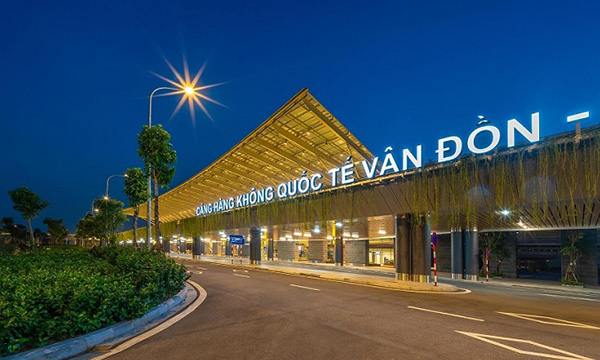 Aéroport international de Van Don
