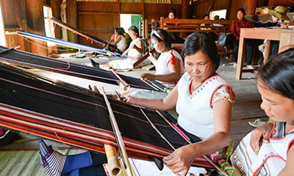 Activite economique des Ro Mam Tissage