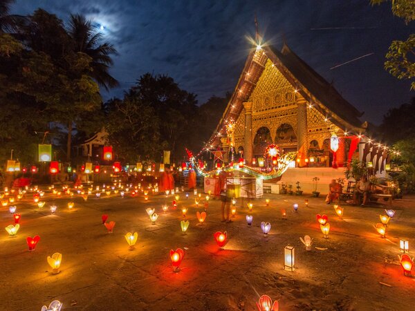 Partout à Luang Prabang, la décoration est étincelante