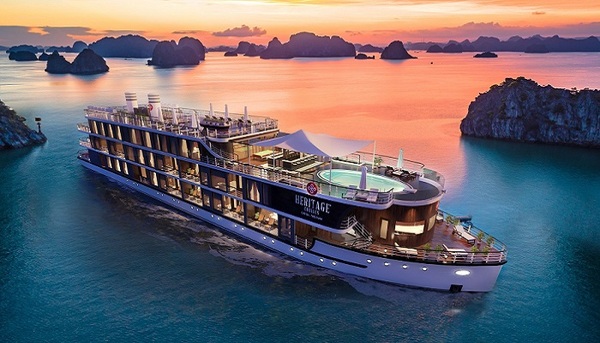 Croisière dans la baie d'Halong