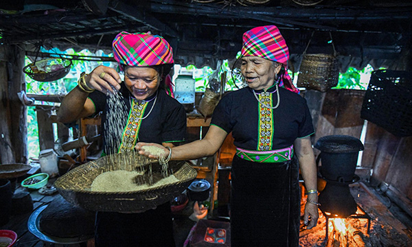 Ethnie Khmu a Dien Bien, Vietnam