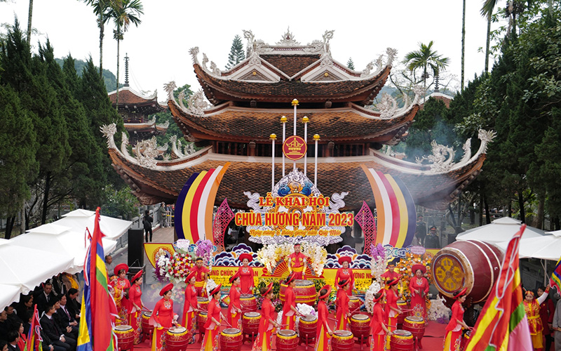 Fête de la Pagode des Parfums