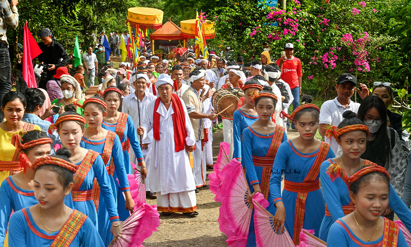 Fête de Kate de l'ethnie Cham à Ninh Thuan