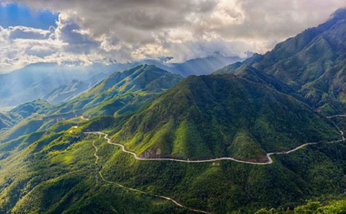 Cordillère Hoang Lien Son
