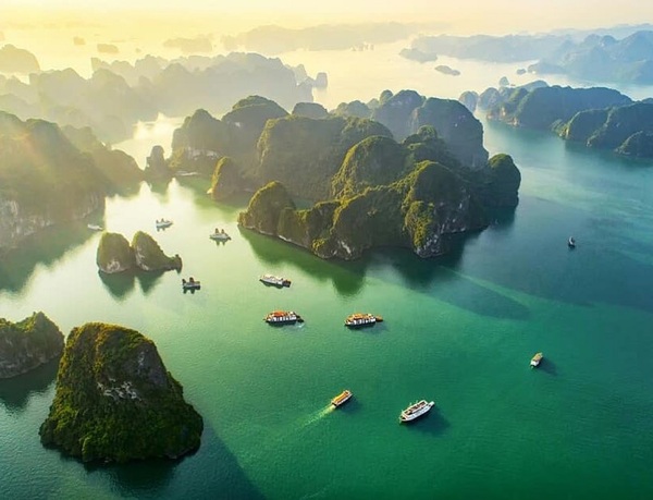 La baie d’Halong, un incontournable du nord du Vietnam !