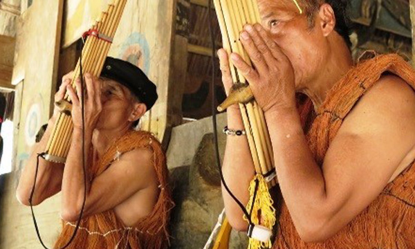 Instrument musical des Katu