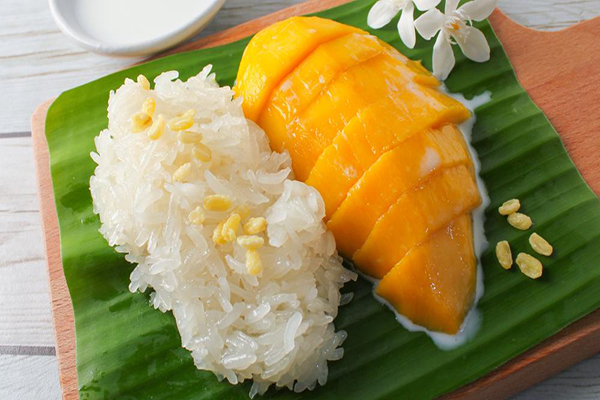 Khao Niao Ma mouang