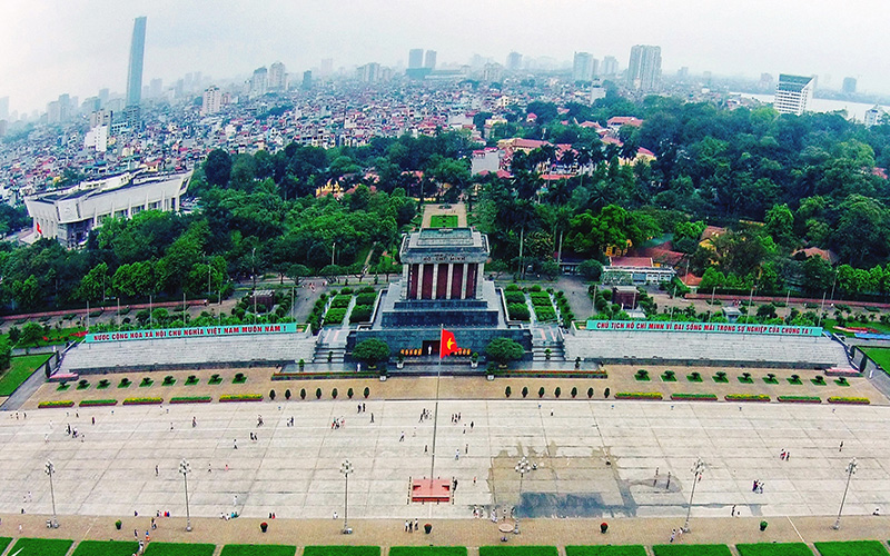 Mausolee de Ho Chi Minh et place Ba Dinh