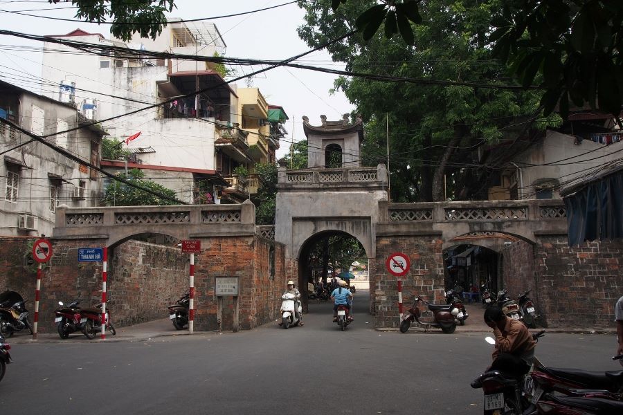 La porte ancienne O Quan Chuong située dans le Vieux Quartier est un patrimoine architectural de Hanoi