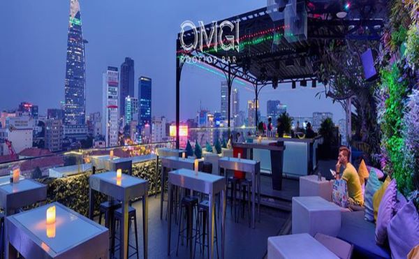 OMG! Rooftop Bar