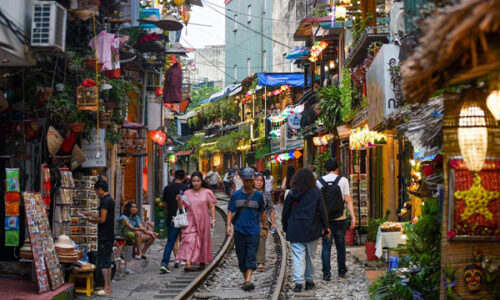 Phung Hung - La plus belle rue du train à Hanoi