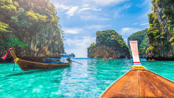Avec un accès facile depuis Phuket, vous pourrez profiter des sites captivants de Phi Phi sans trop d'effort.