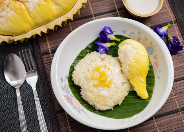 Riz gluant au durian – Khao Niao Toorien