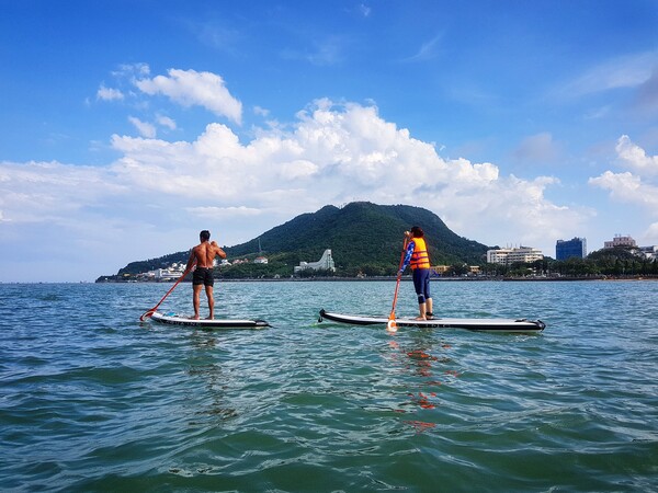 Surfer à Vung Tau