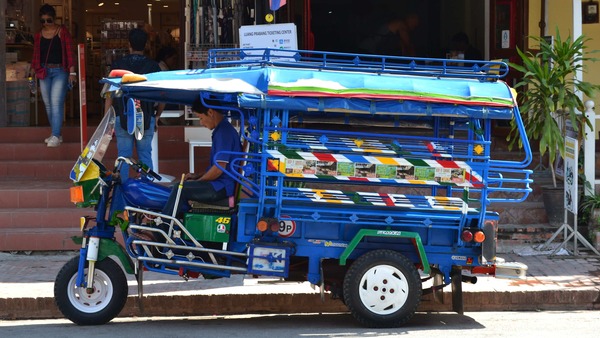 Tuk tuk au Laos