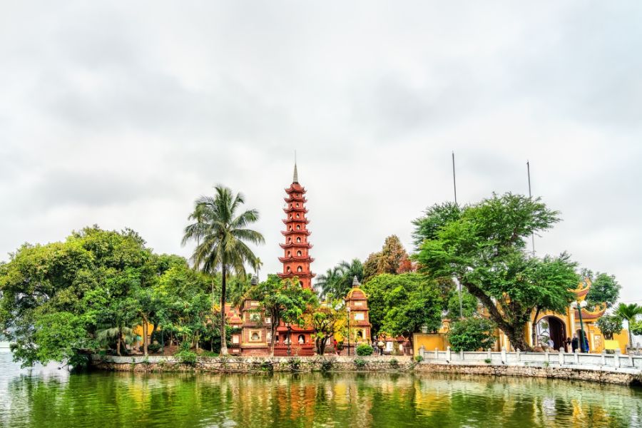 Pagode de Tran Quoc à Hanoi - Pourquoi visiter Hanoi.