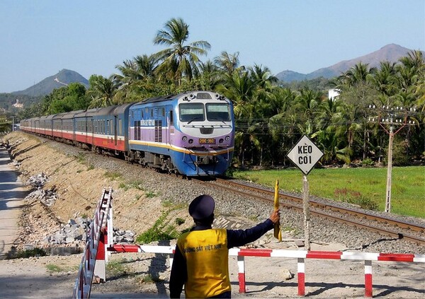 Voyage en train de Ho-Chi-Minh ville (Saigon) à Nha Trang