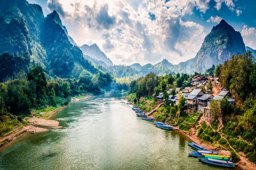 Paysage poétique du village de Nong Khiaw