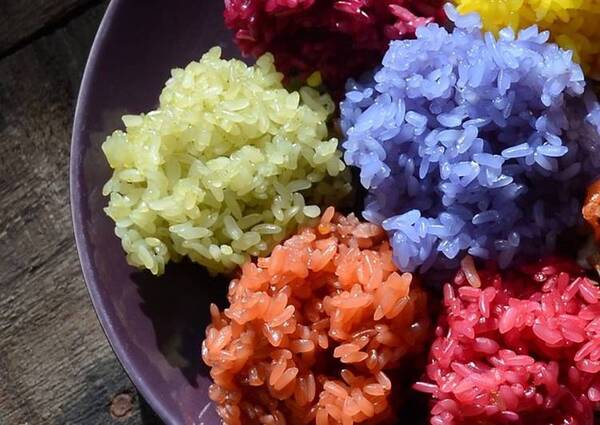 Xoi Dien Bien avec beaucoup de couleurs